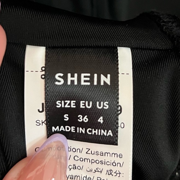 Women’s black open back bodysuit - Picture 5 of 5